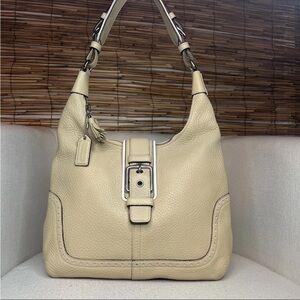 COACH Vintage Hampton Soho 5054 Cream Color Leather Bag